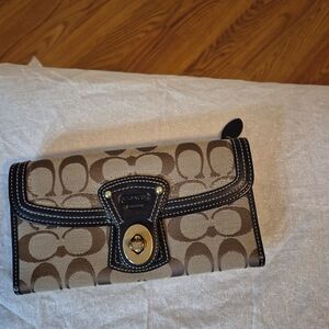 Coach Signature Canvas Wallet